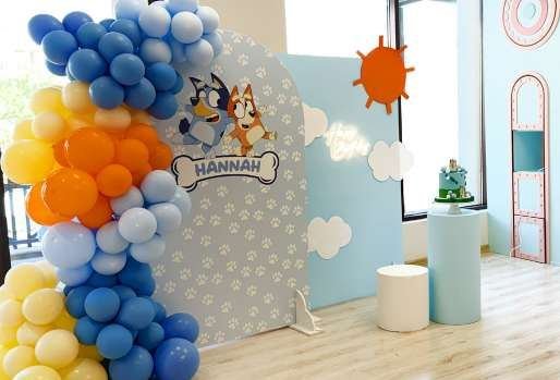 Bluey-style backdrop