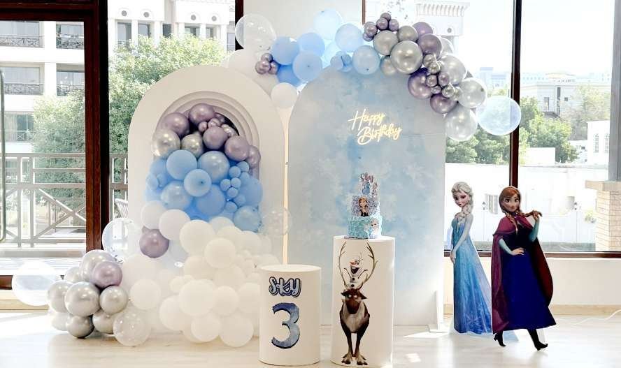 Frozen-style celebration