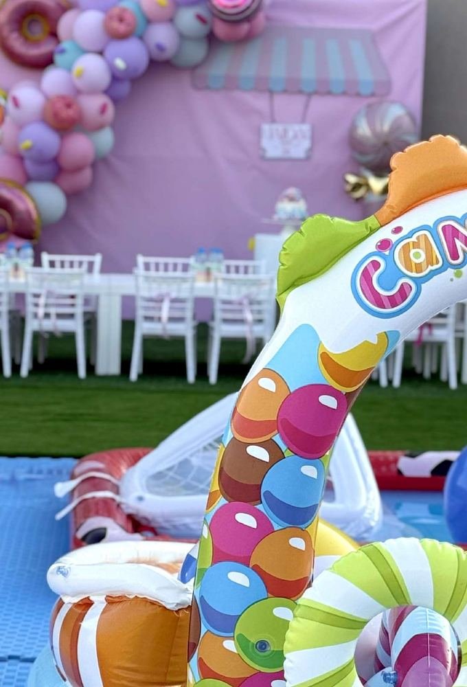 Water-play party setting