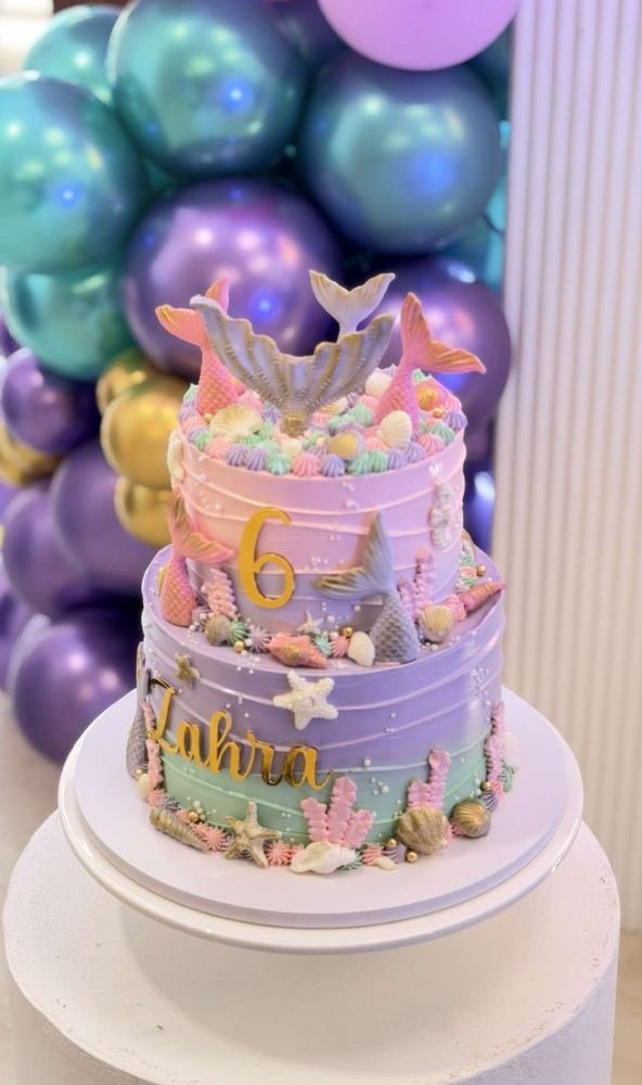 Under-the-sea celebration cake