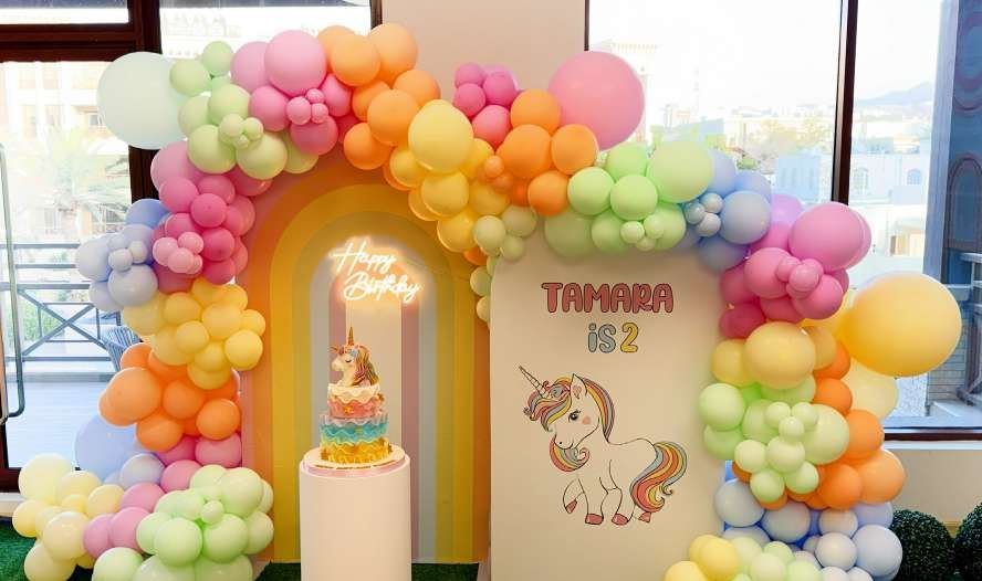 Rainbow and unicorn